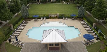 Walton lakes pool